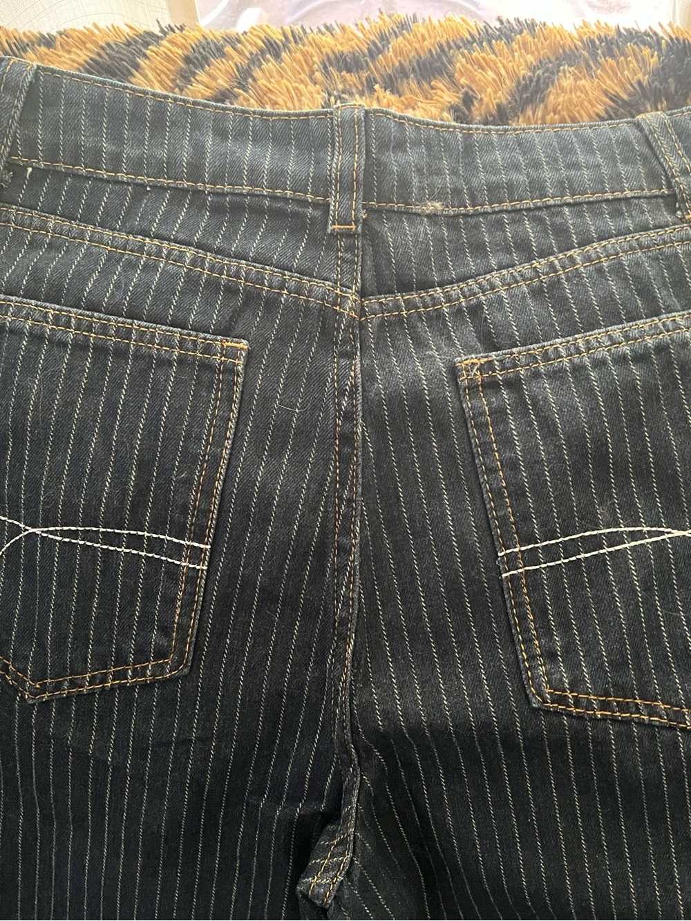 Viral TikTok jeans - Picture 8 of 9